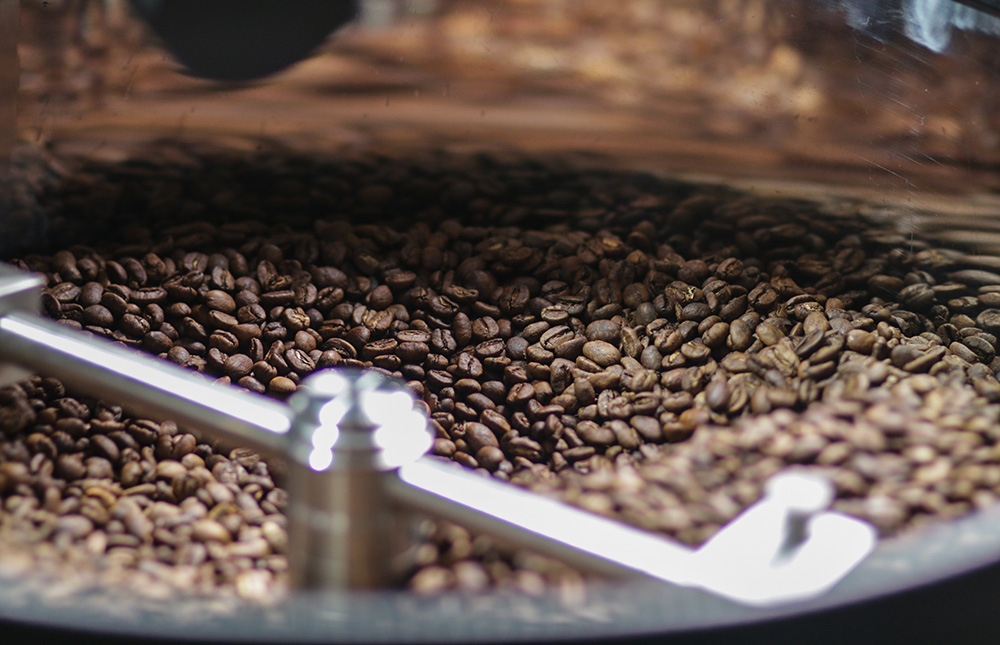 Menguasai Teknik Mesin Roasting Kopi untuk Barista Pemula